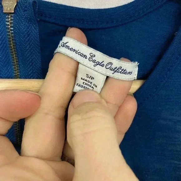 American eagle top - Picture 2 of 3